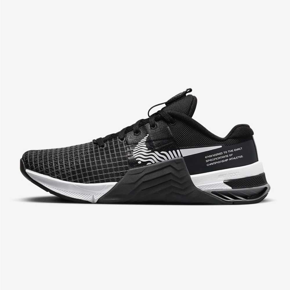 NIKE METCON 8